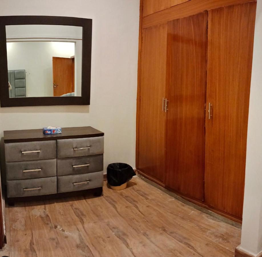 Hayat Grand Guest House Islamabad Ngoại thất bức ảnh