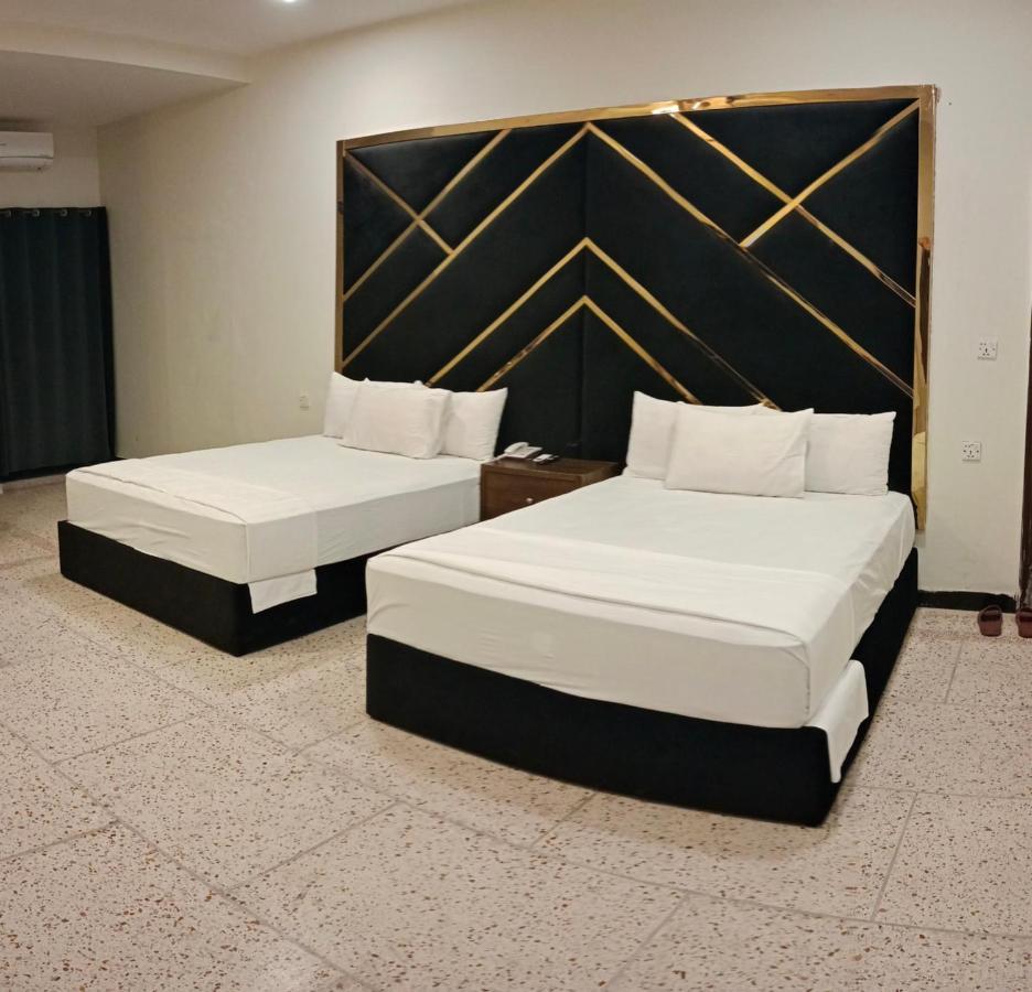 Hayat Grand Guest House Islamabad Ngoại thất bức ảnh