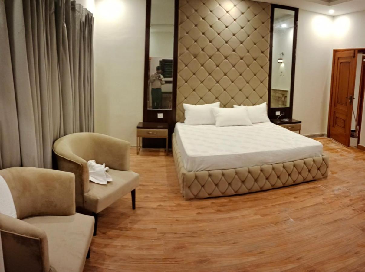 Hayat Grand Guest House Islamabad Ngoại thất bức ảnh