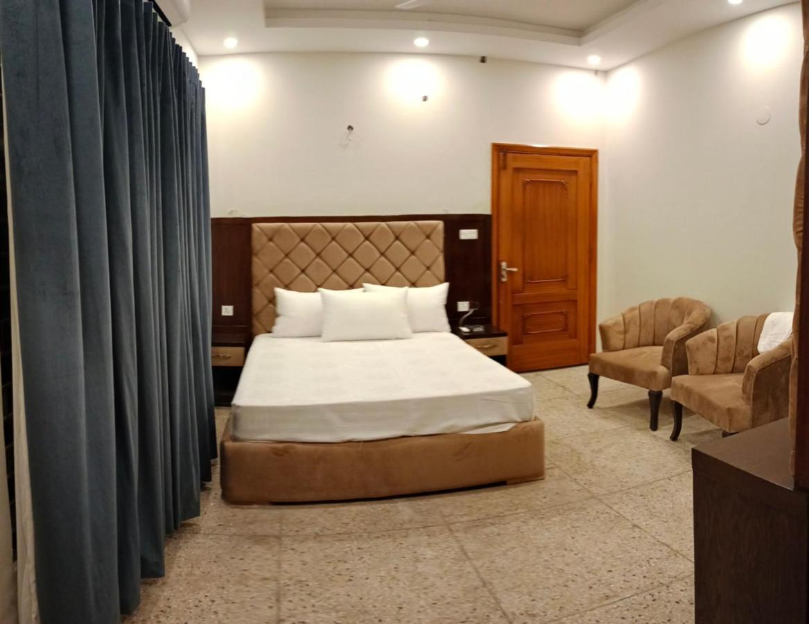 Hayat Grand Guest House Islamabad Ngoại thất bức ảnh