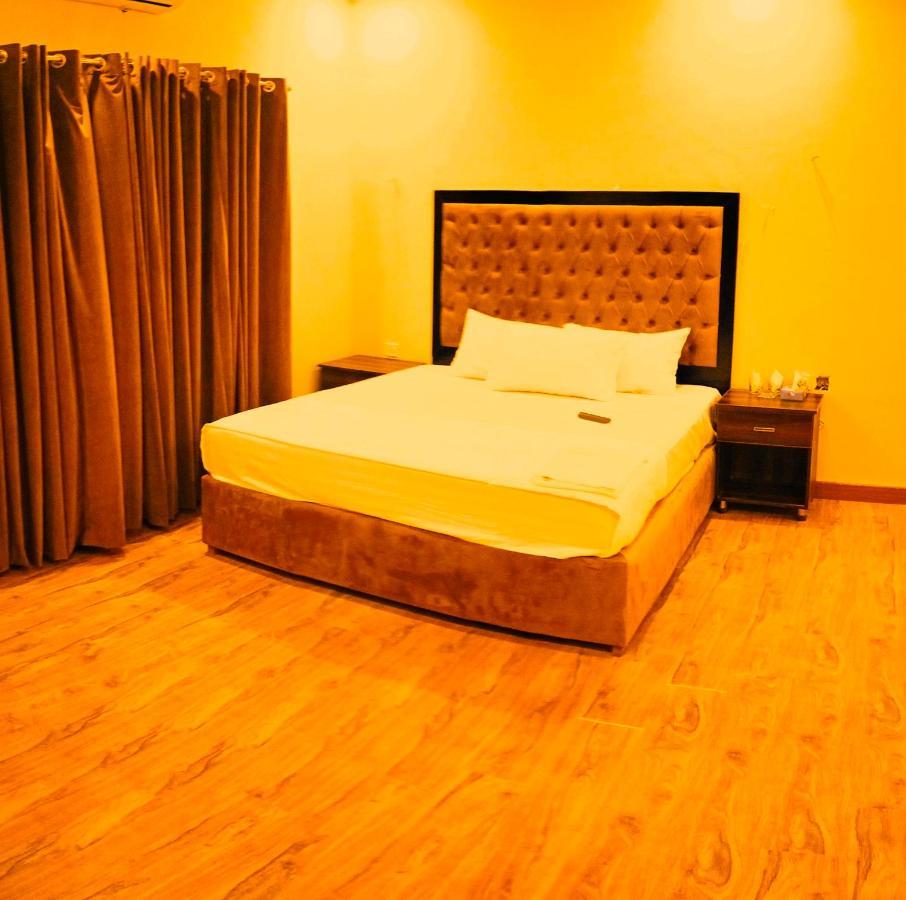 Hayat Grand Guest House Islamabad Ngoại thất bức ảnh