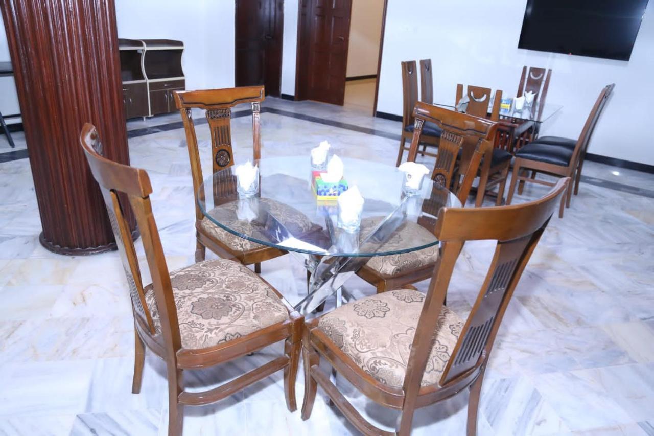 Hayat Grand Guest House Islamabad Ngoại thất bức ảnh