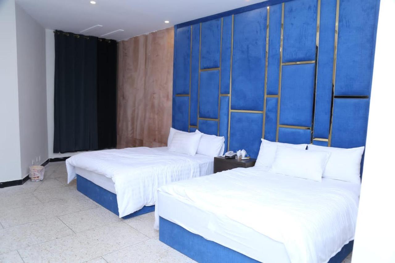 Hayat Grand Guest House Islamabad Ngoại thất bức ảnh