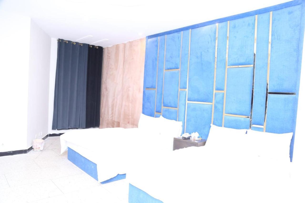 Hayat Grand Guest House Islamabad Ngoại thất bức ảnh