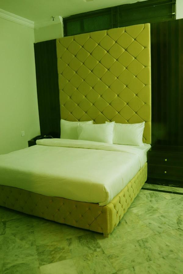 Hayat Grand Guest House Islamabad Ngoại thất bức ảnh